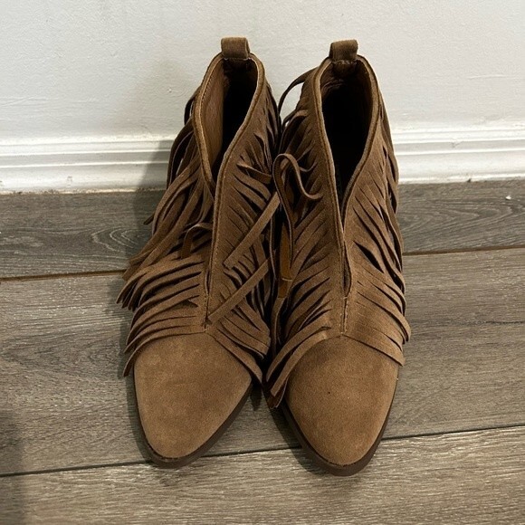 Beast Fashion Tan Western Style Suede Fringe Booties - Picture 1 of 6
